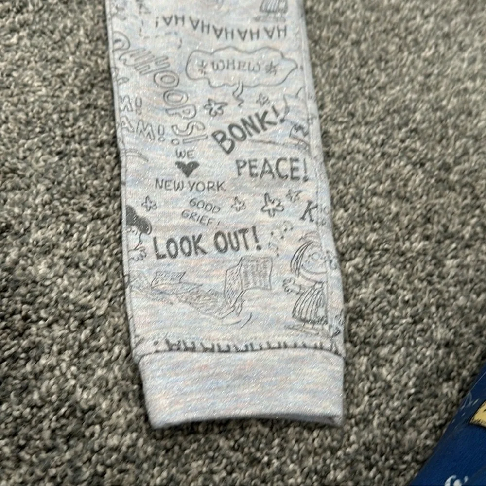 NWT Peanuts Jogger Sparkle Cloud. Size 4T. So cute with glitter on them.
